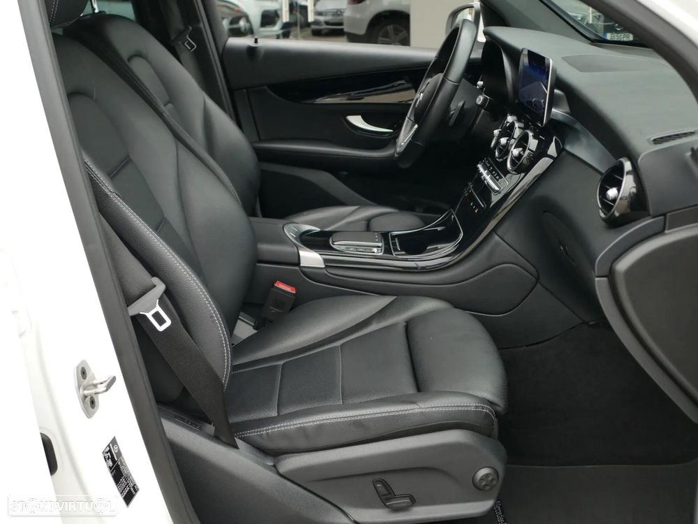 Mercedes-Benz GLC 300 de Coupé 4Matic - 32