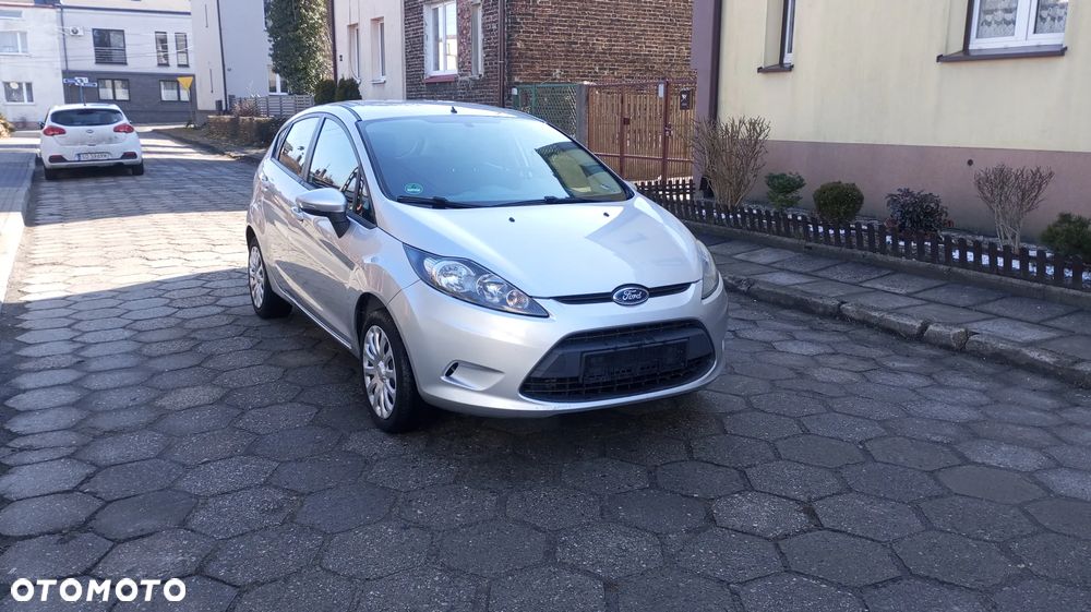 Ford Fiesta - 18