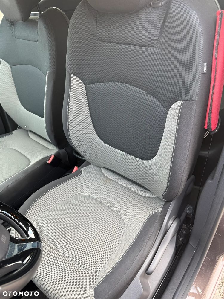 Renault Captur 1.2 TCe Zen EDC - 14