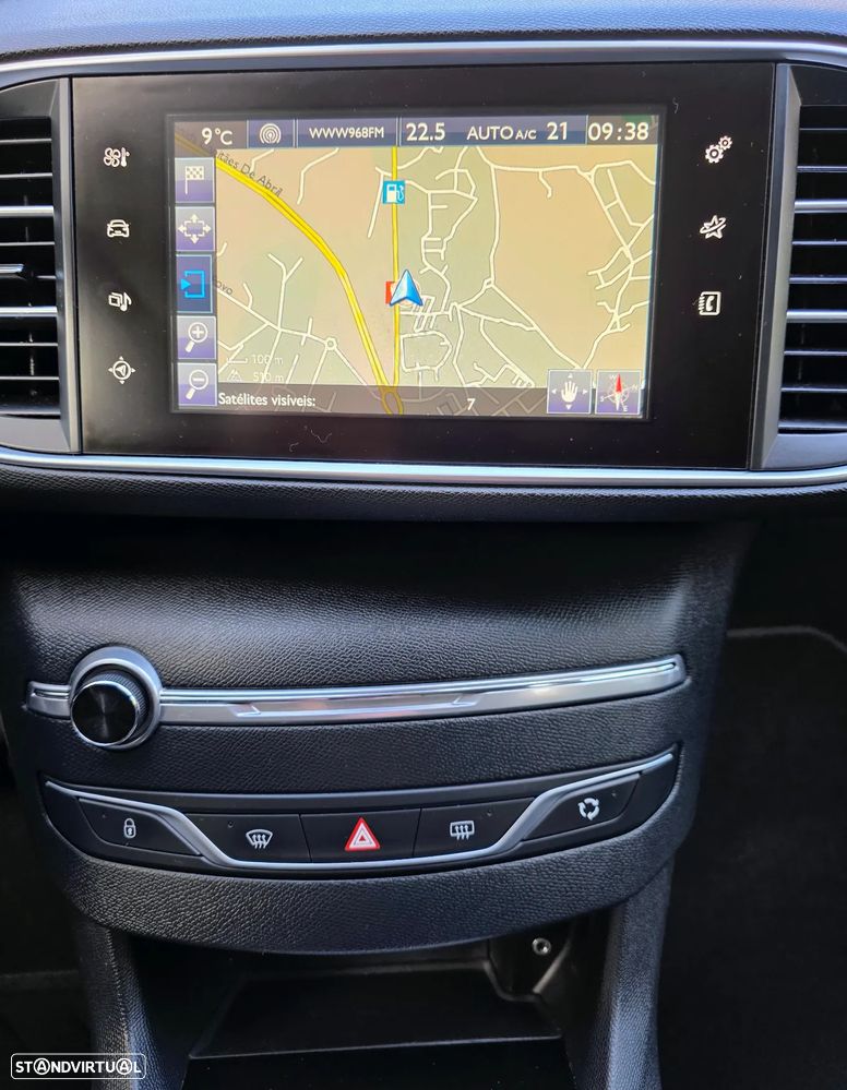 Peugeot 308 SW 1.6 BlueHDi Style - 34