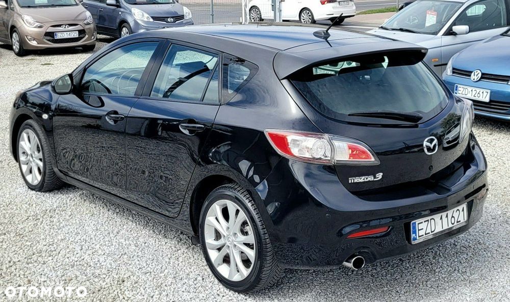 Mazda 3 1.6 CD Exclusive + - 22