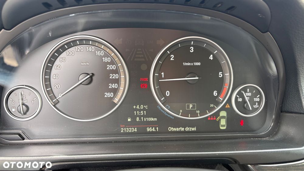 BMW Seria 5 520d - 37