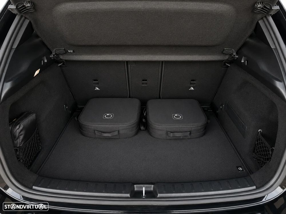 Mercedes-Benz GLA 250 e Progressive - 33