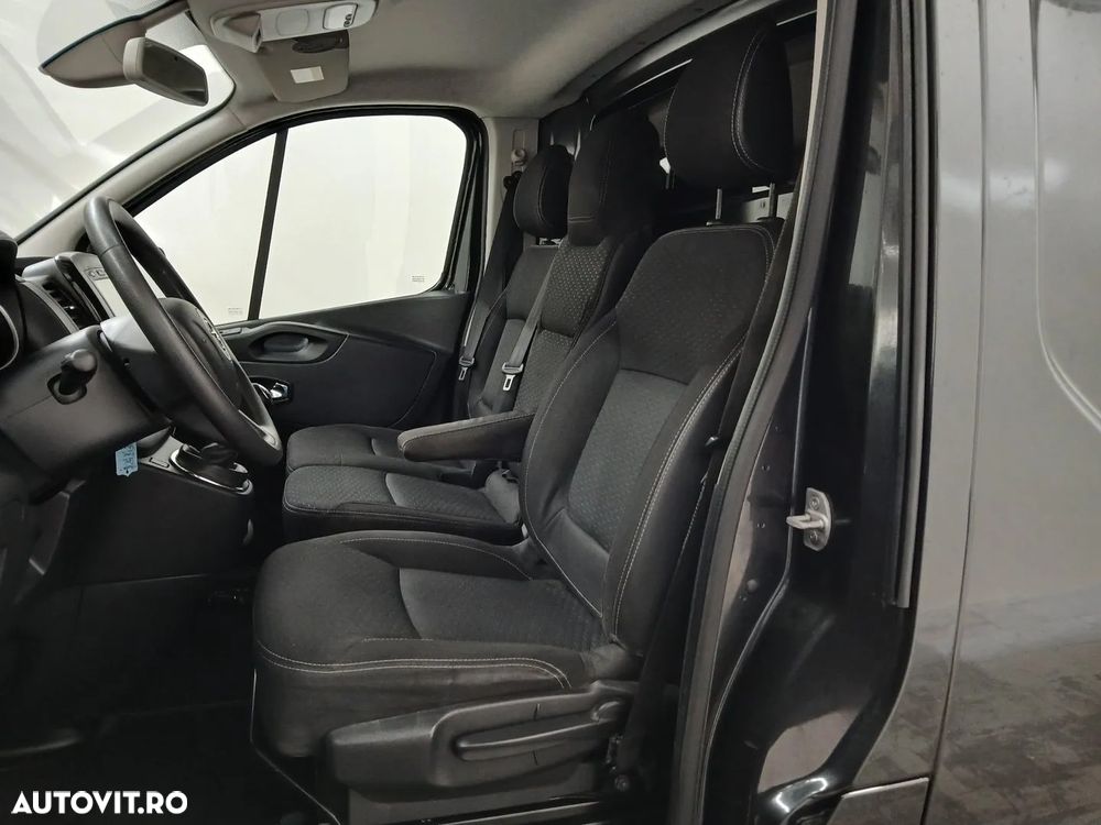 Opel VIVARO - 19