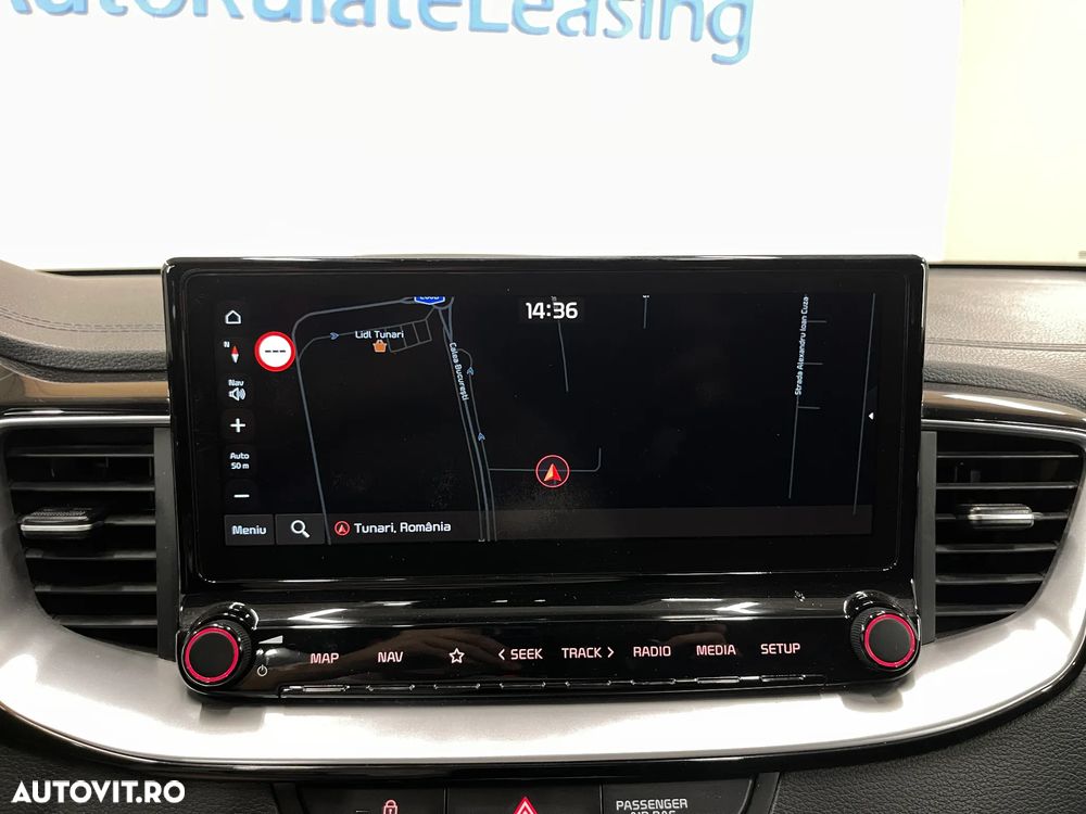 Kia Ceed 1.6 GDI DCT OPF Platinum - 16