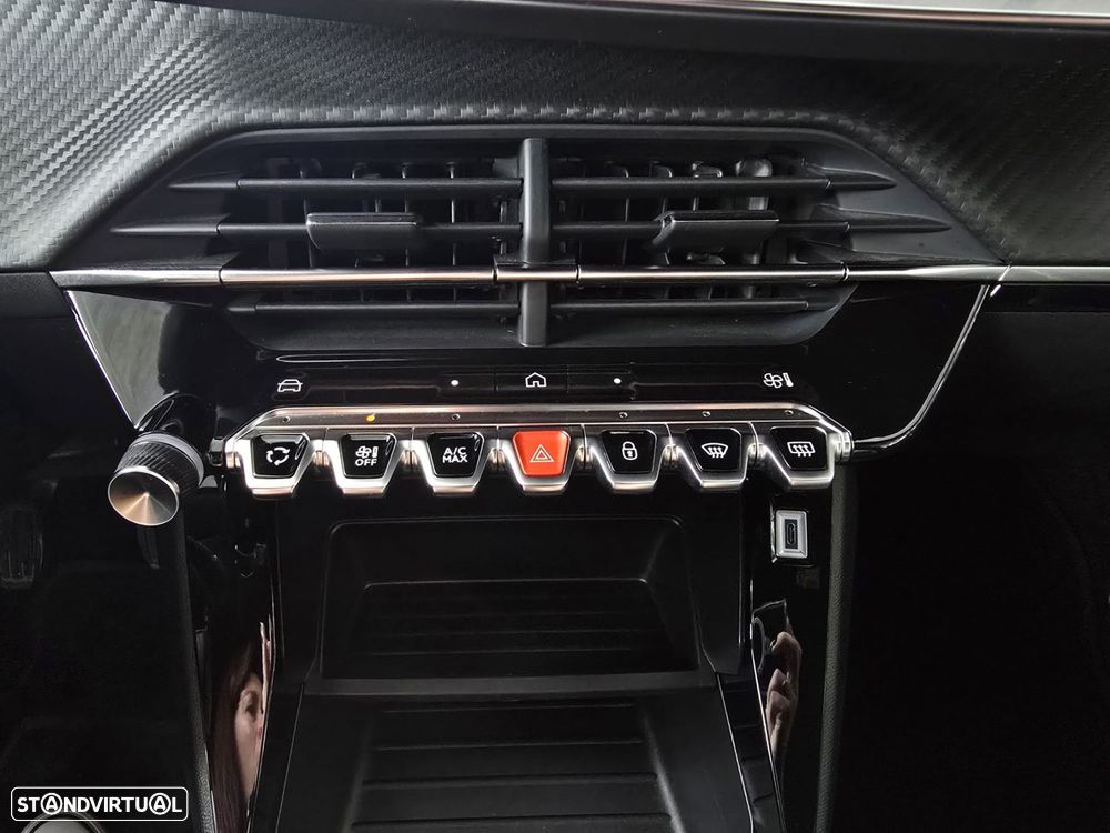 Peugeot 2008 1.2 PureTech Active - 16