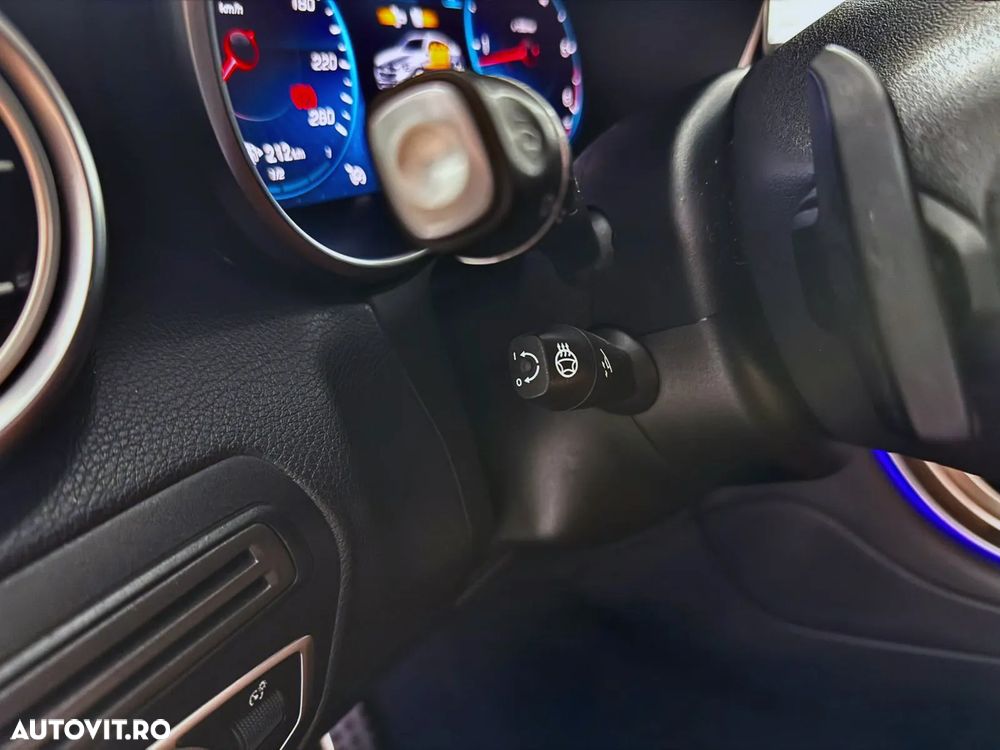 Mercedes-Benz GLC Coupe 220 d 4Matic 9G-TRONIC AMG Line - 22