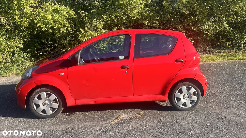 Toyota Aygo 2008 photo 2