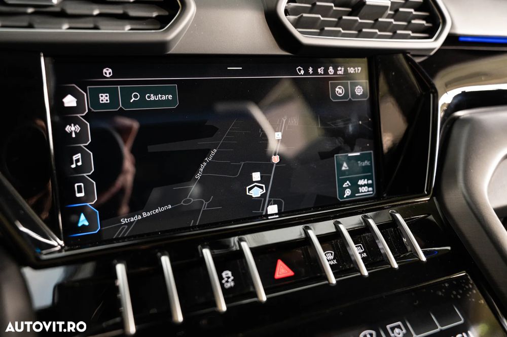 Lamborghini URUS - 18