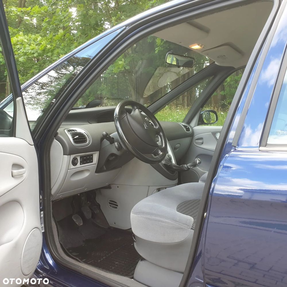 Citroën Xsara Picasso - 9