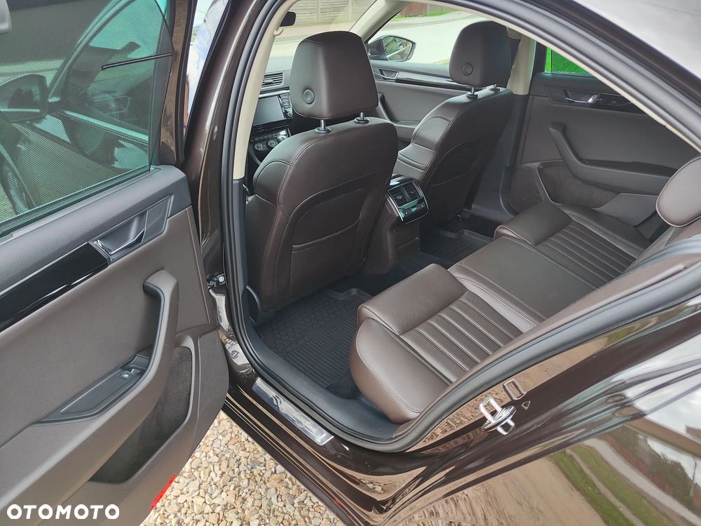 Skoda Superb 2.0 TDI L&K DSG - 15