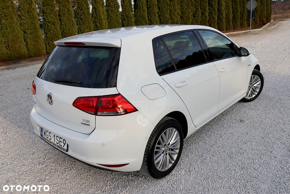 Volkswagen Golf - 10