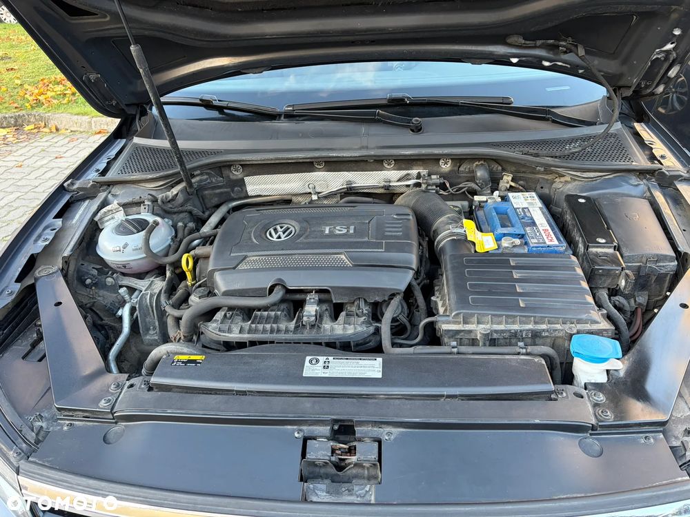 Volkswagen Passat 1.8 TSI BMT Comfortline - 24