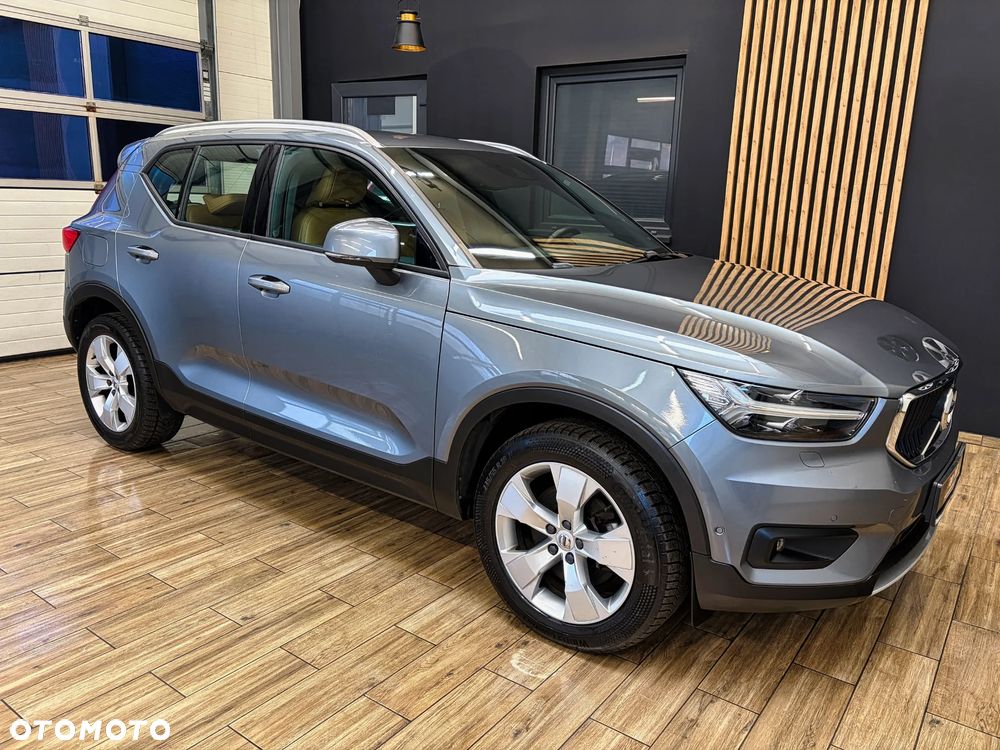 Volvo XC 40 D4 AWD Geartronic Momentum - 6