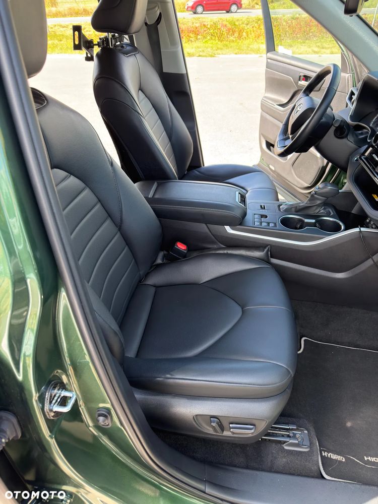 Toyota Highlander 2.5 Hybrid Comfort - 6