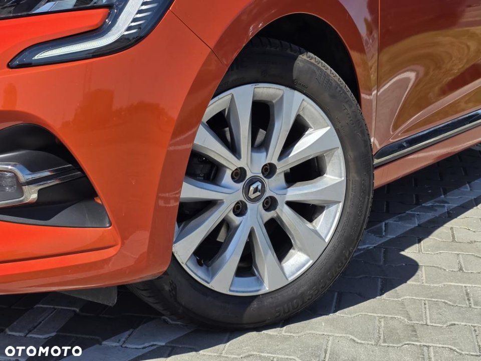 Renault Clio - 8