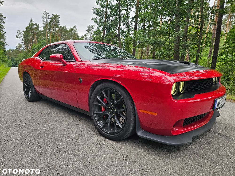 Dodge Challenger - 5