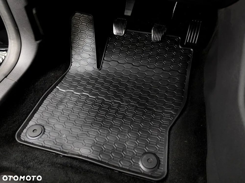 Ford Focus 2.0 TDCi Titanium - 24