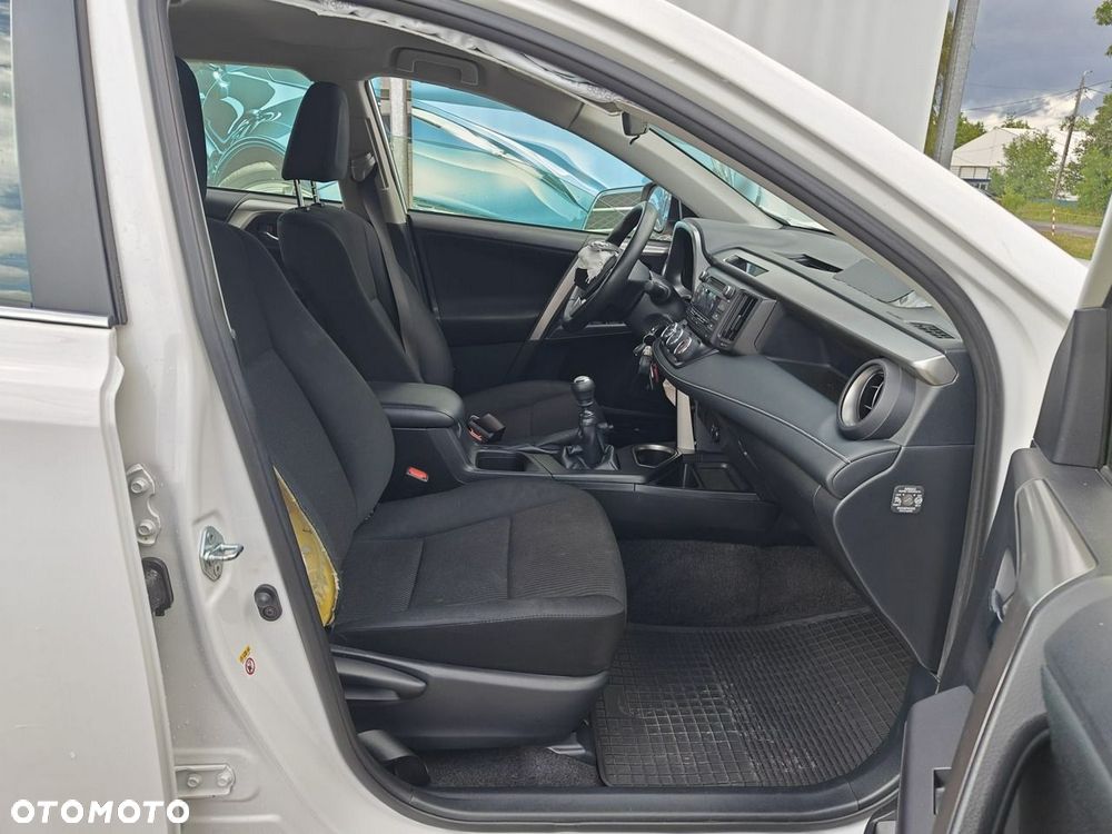 Toyota RAV4 - 13
