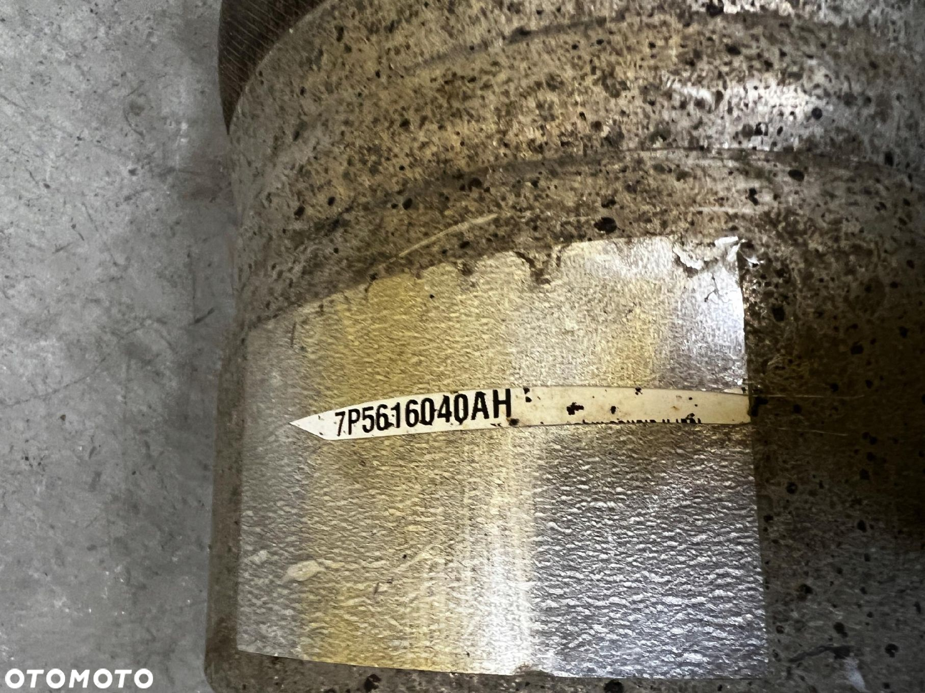 AMORTYZATOR PNEUMATYCZNY MIECH PRZÓD PRAWY PORSCHE CAYENNE II 7P5 GTS - 10