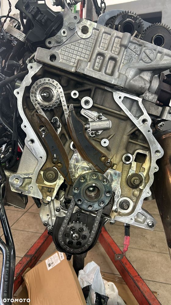 BMW Seria 3 318d - 23