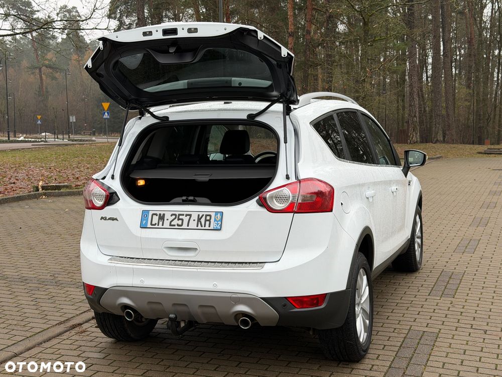 Ford Kuga 2.0 TDCi 2x4 Titanium - 8