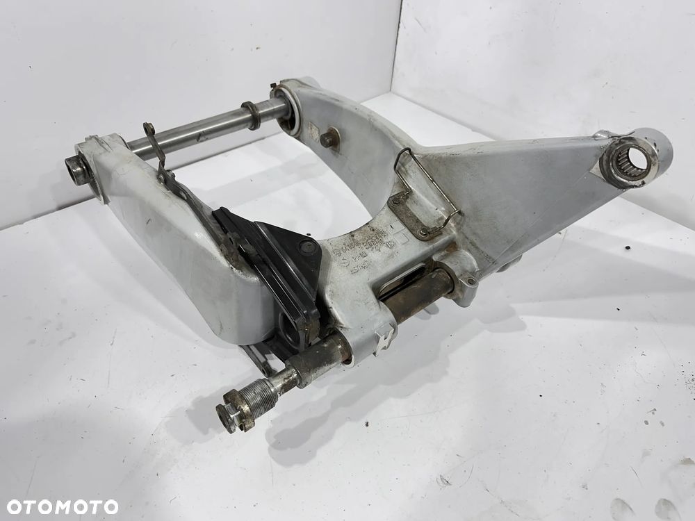 Wahacz Gilera GP 800 - 4