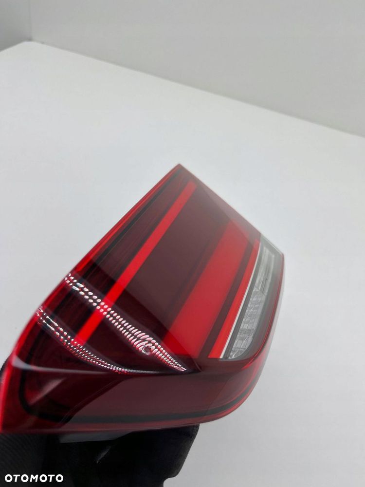 BMW X1 F48 LCI PRAWA LAMPA TYŁ W KLAPĘ 7477718 - 8