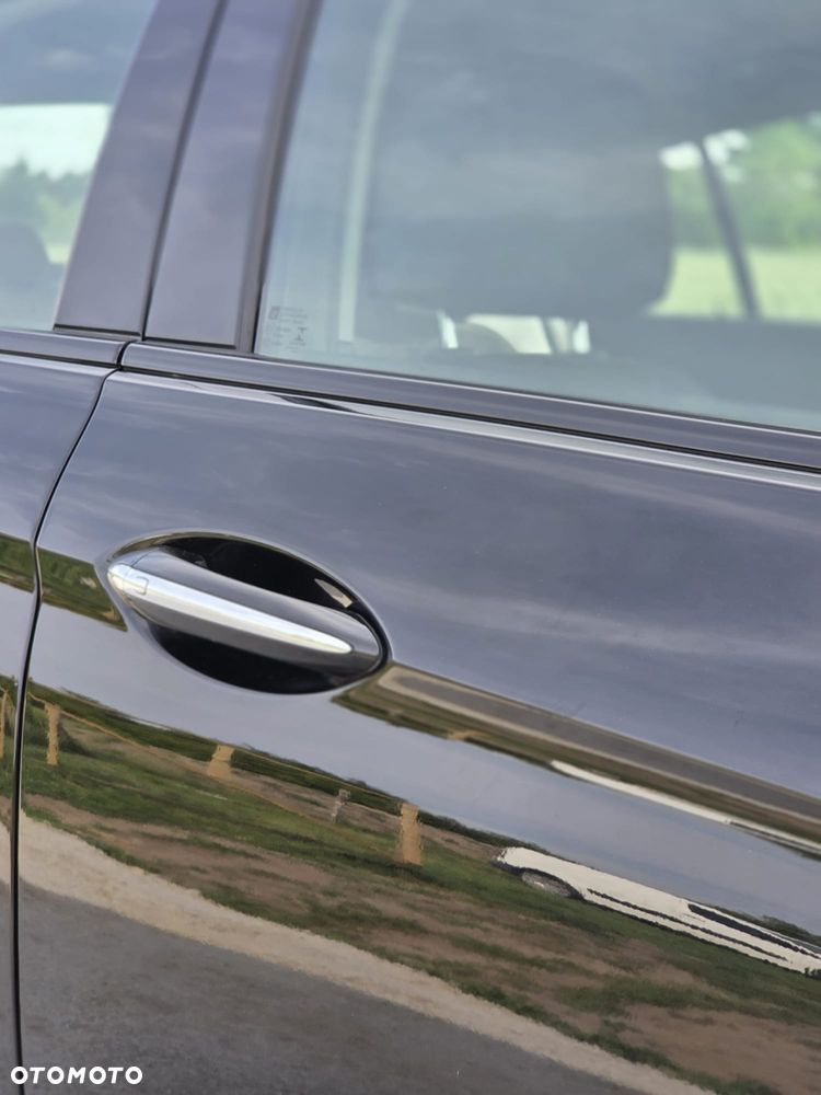Opel Insignia - 12