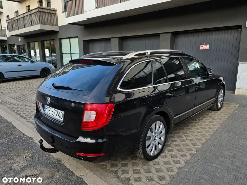 Skoda Superb 2.0 TDI Platinum DSG - 3