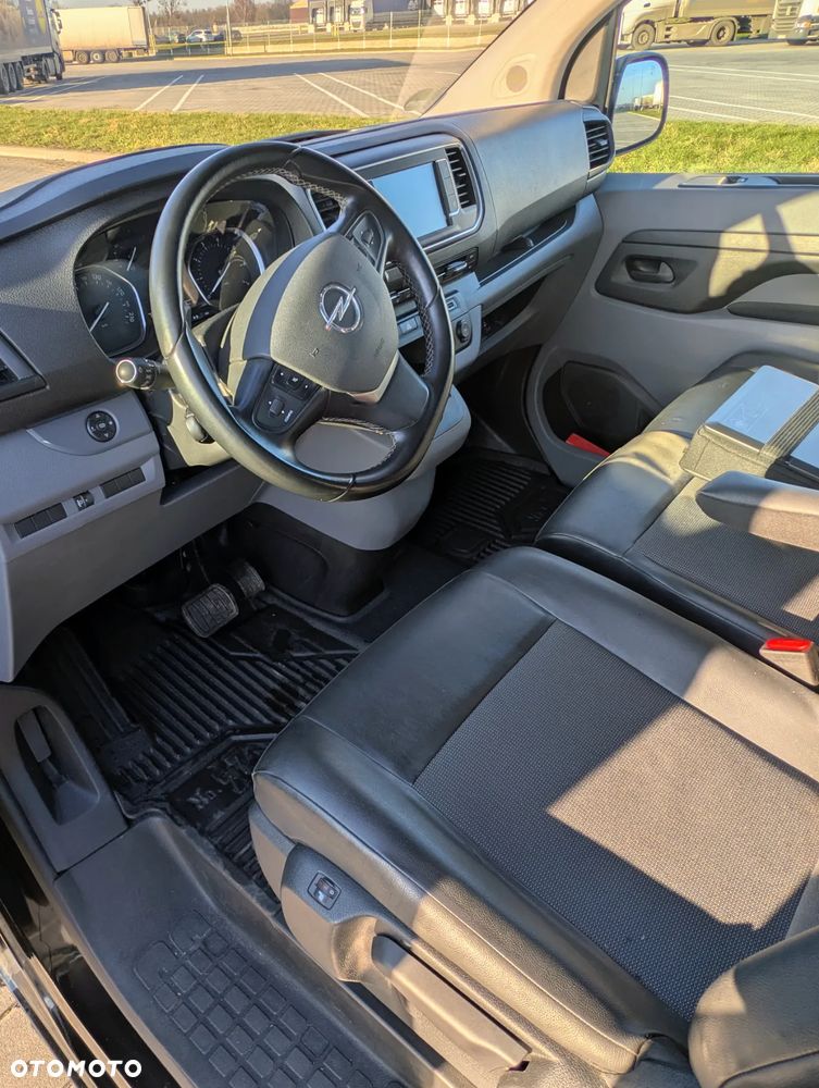 Opel Vivaro - 37