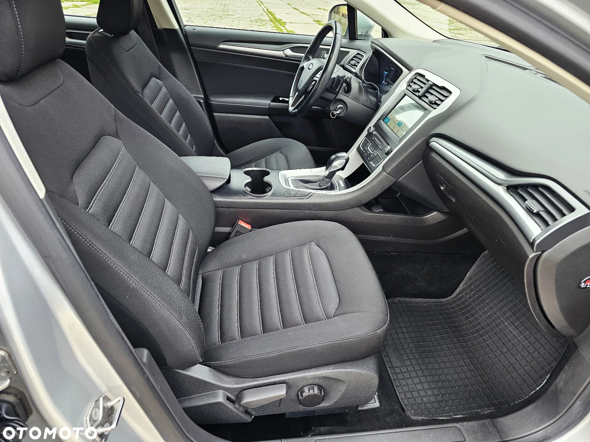 Ford Mondeo 2.0 TDCi Ambiente Plus PowerShift - 19