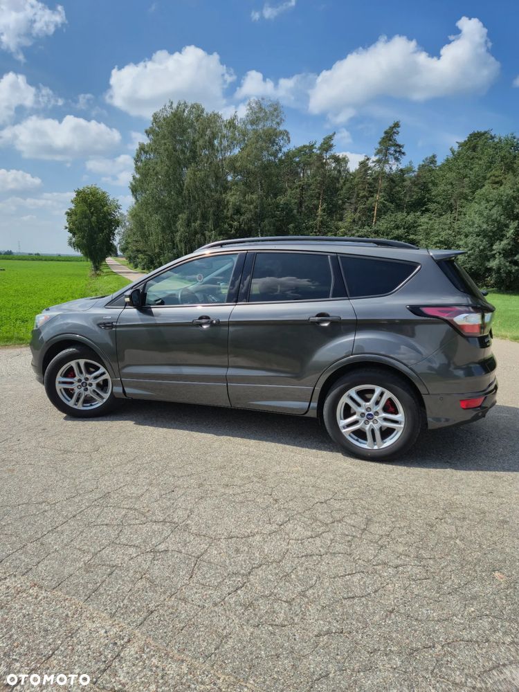 Ford Kuga 1.5 EcoBoost 2x4 ST-Line - 6