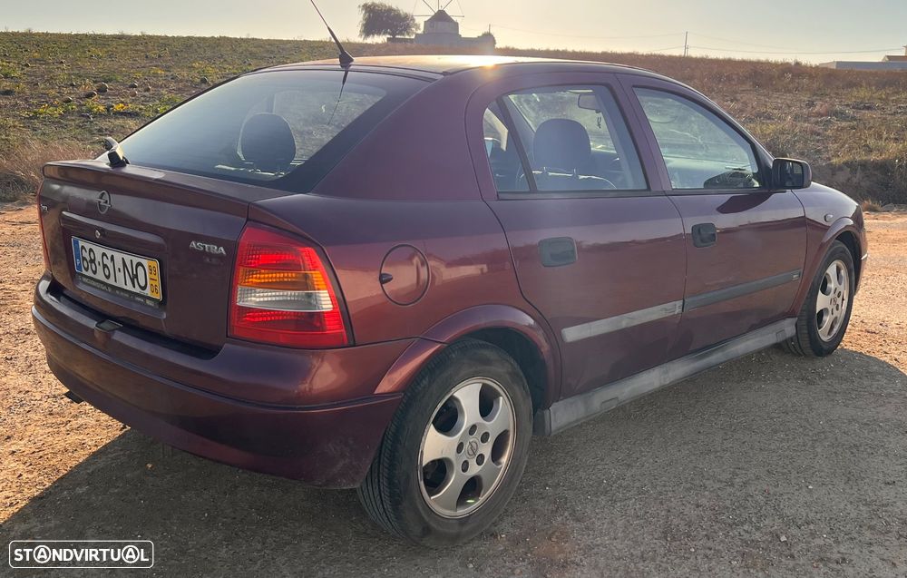 Opel Astra 2.0 Di 100 - 5