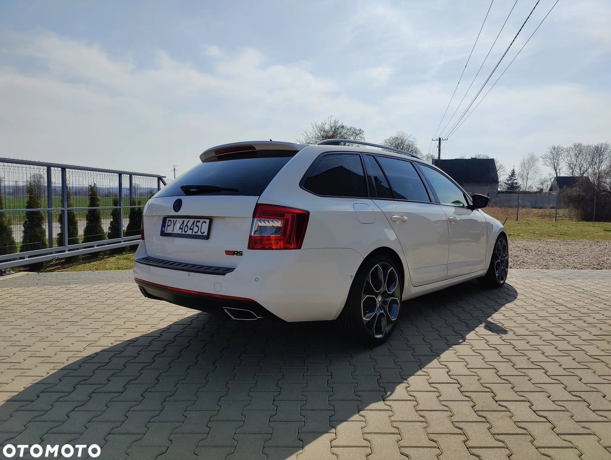 Skoda Octavia 2.0 TDI RS DSG - 4