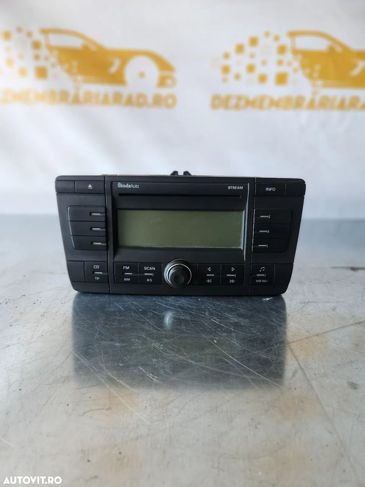 Radio Cd Cd Player Skoda Octavia 2 II Cod 1ZB - 1
