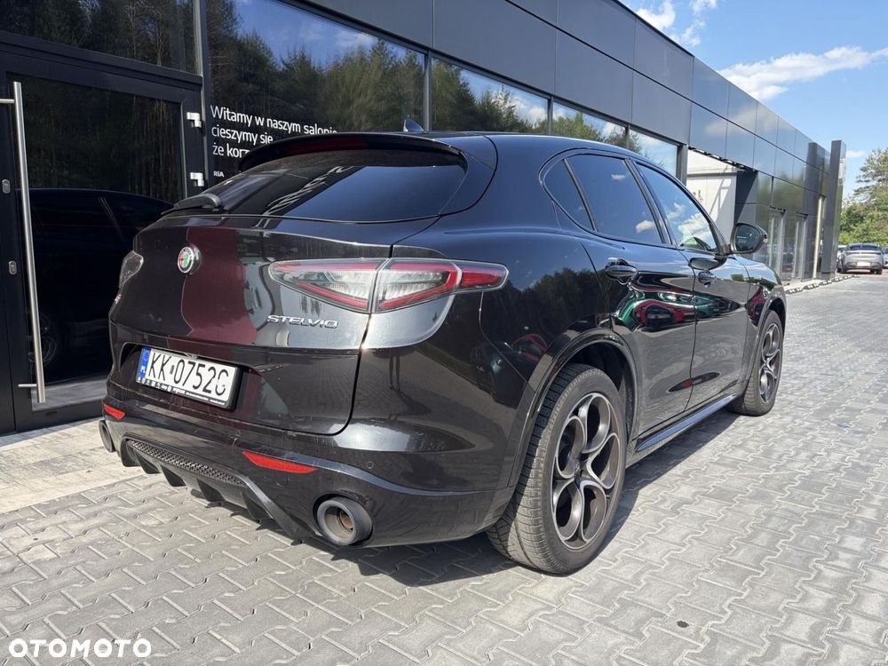 Alfa Romeo Stelvio 2.0 Turbo Veloce Q4 - 7