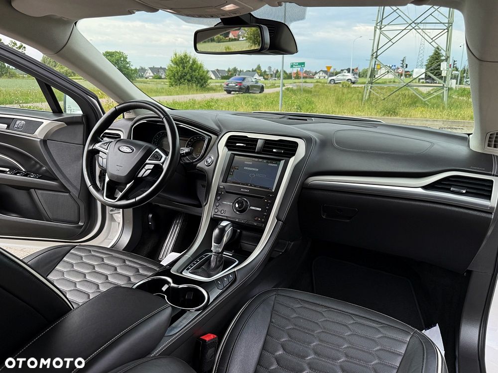 Ford Mondeo 2.0 TDCi STart-Stopp PowerShift-Aut Vignale - 32