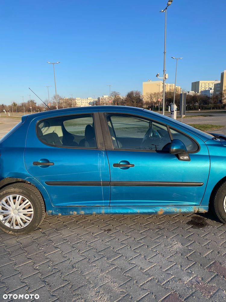 Peugeot 207 1.4 16V Trendy - 3