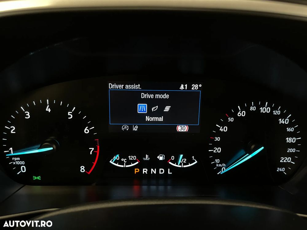 Ford Focus 1.0 EcoBoost Connected - 24