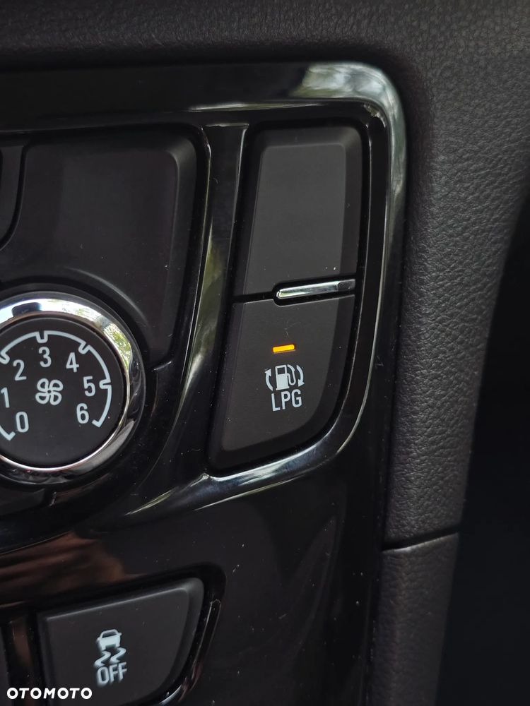 Opel Mokka 1.4 T Cosmo S&S EU6 - 33