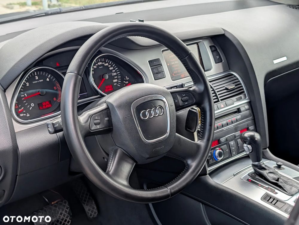 Audi Q7 3.0 TDI Quattro Tiptr - 18