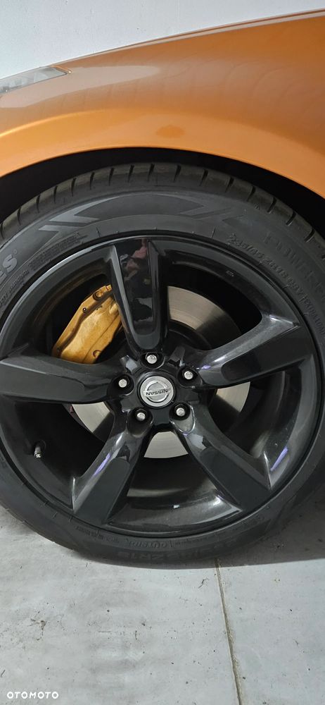 Nissan 350 Z - 15
