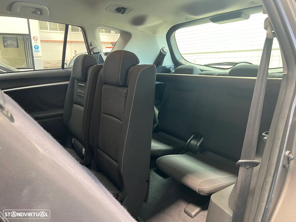 Toyota Verso 1.6 D-4D Comfort - 21