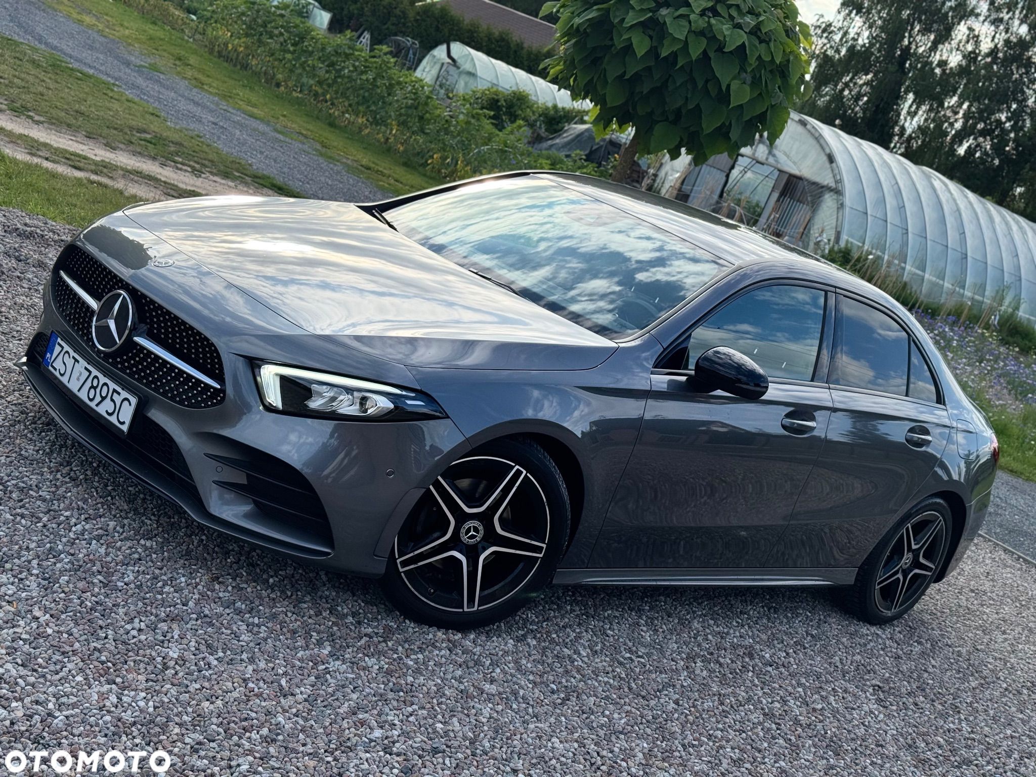 Mercedes-Benz Klasa A 180 d 7G-DCT AMG Line - 1