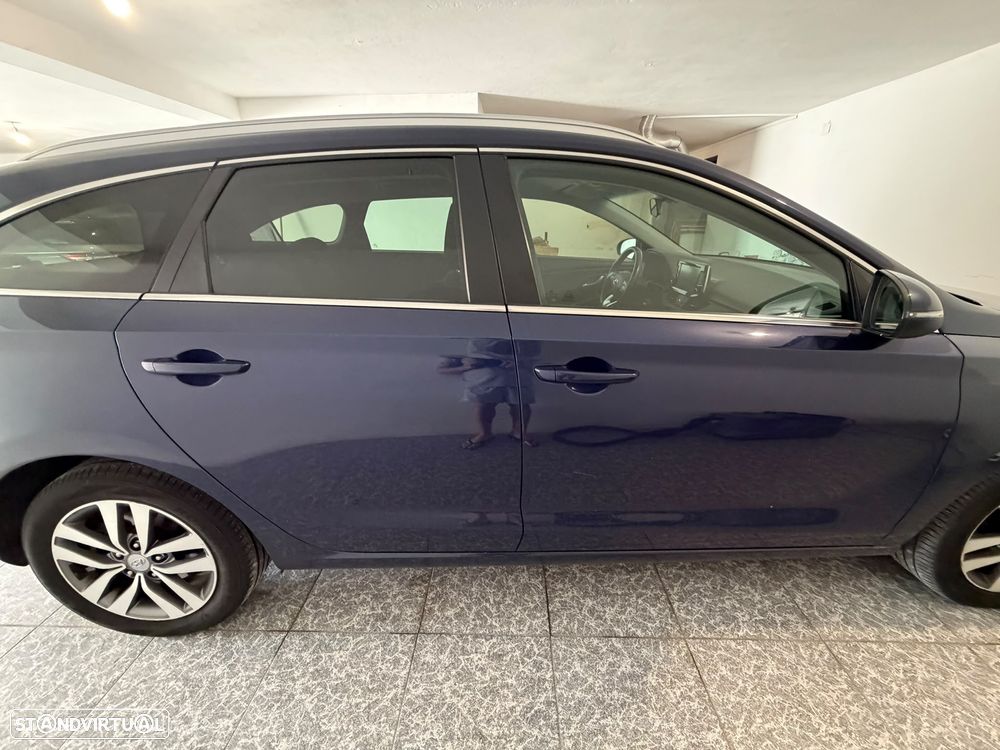 Hyundai i30 CW - 3