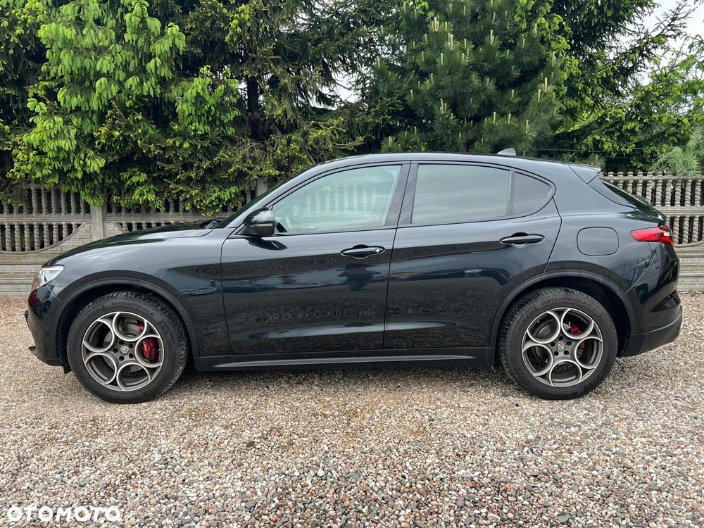 Alfa Romeo Stelvio 2.2 JTDM Executive Q4 - 4