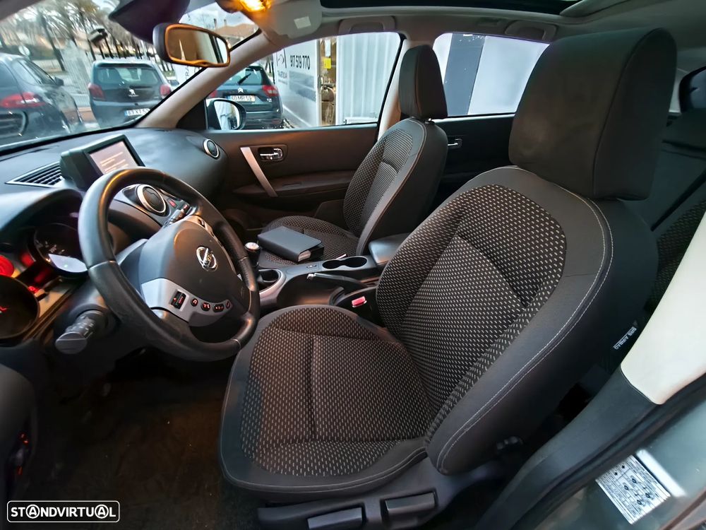 Nissan Qashqai 2.0 dCi Backstage NAVI FPD - 14