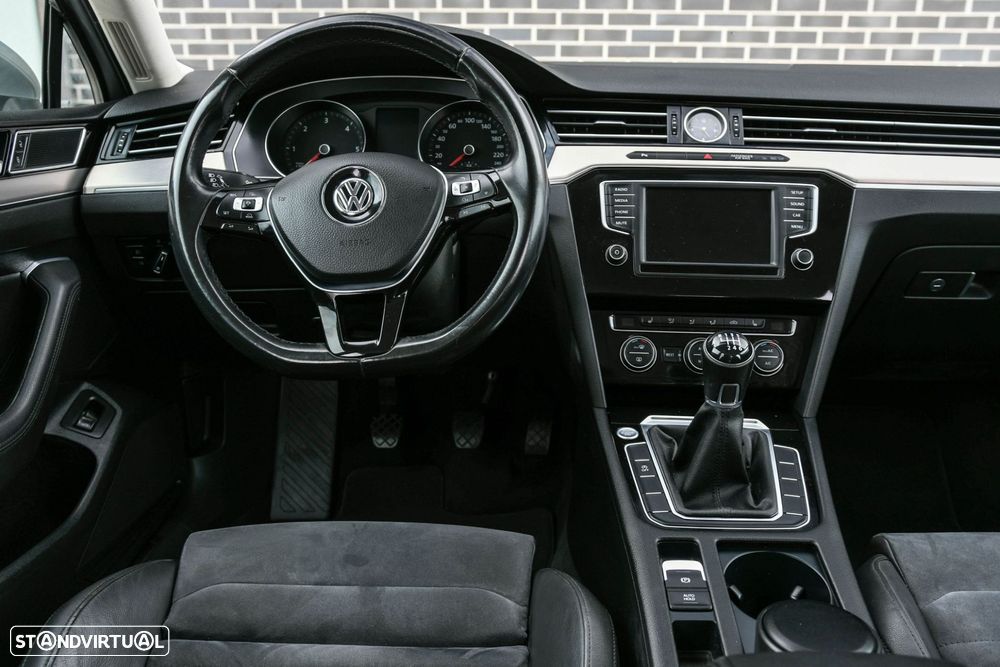 VW Passat Variant 2.0 TDI Highline - 5