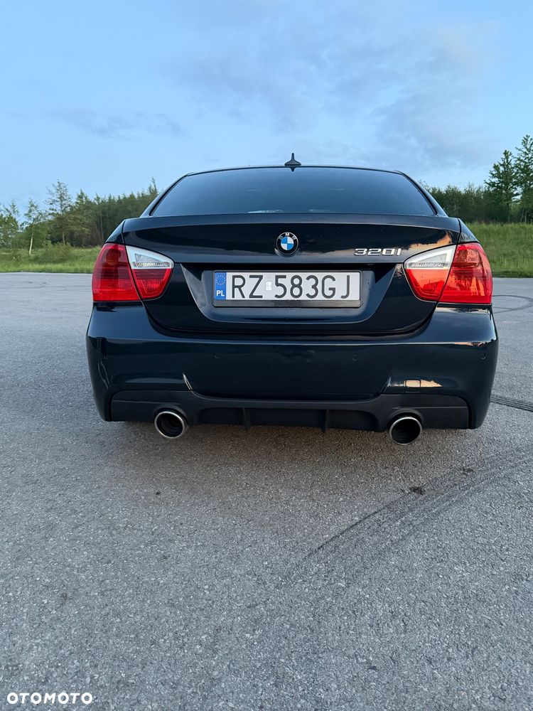 BMW Seria 3 320i Edition Sport - 9
